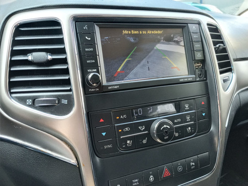 Imagen 13 de 15 de Jeep Grand Cherokee 2012 5.7 V8 Overland 4x4 At