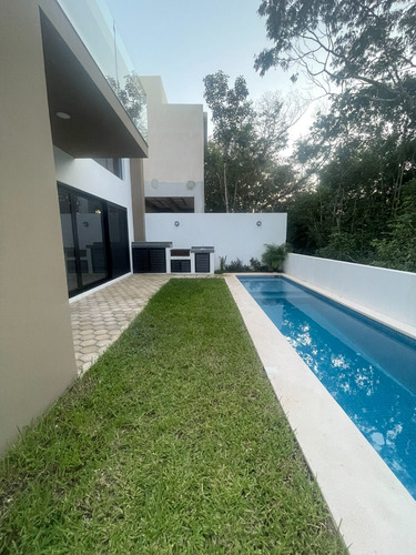 Casa En Venta En Residencial Vía Cumbres