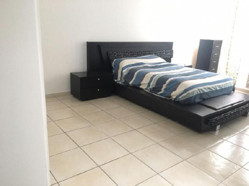 Imagen 17 de 21 de Casa En Renta En Residencial Toscana