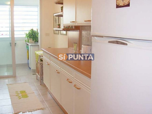 Imagen 12 de 15 de Apartamento En Brava, 3 Dormitorios *