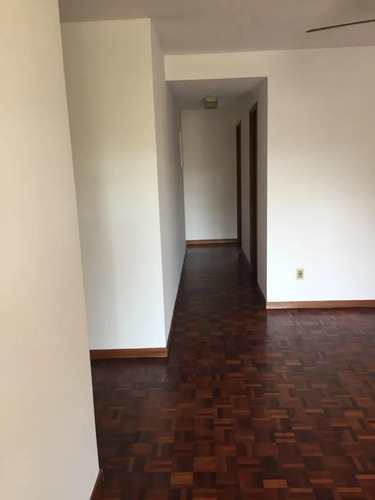 Sobre 21 De Setiembre 2dor, 2baños Y Garaje