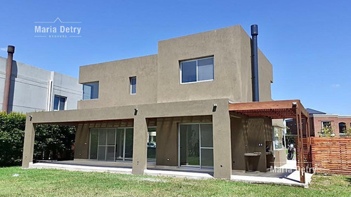 Venta Casa Barbarita 3 Dormitorios