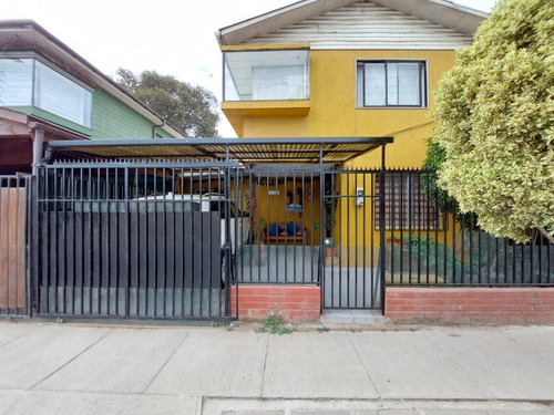 Se Vende Hermosa Propiedad En Sector Residencial