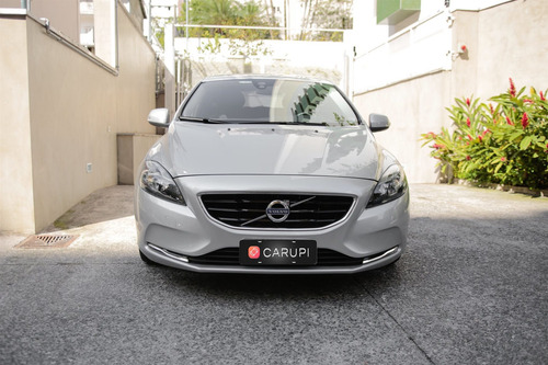 Volvo V40 2.0 T4 Comfort Turbo Gasolina 4p Automático