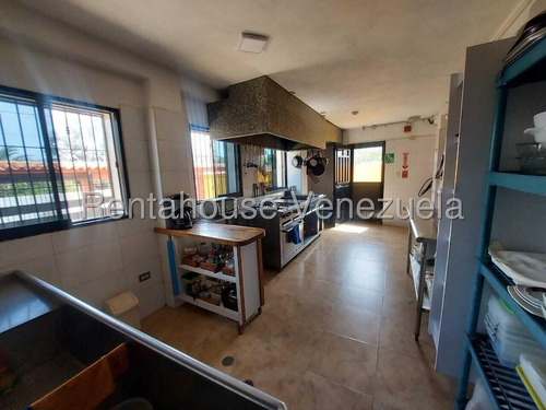 Hermosa Posada Mcgf 25-9212
