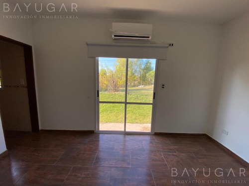 Imagen 10 de 11 de Venta - Casa En La Cañada De Pilar Bayugar Negocios Inmobiliarios