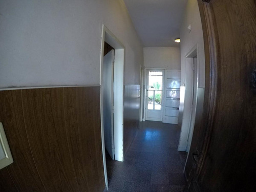 Imagen 22 de 30 de Venta Casa En Esquina Const. Sobre 2 Lotes Amplio Fondo Libre - Llavallol