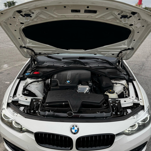 BMW 320i 2.0 Sport Gp Active Flex Aut. 4p