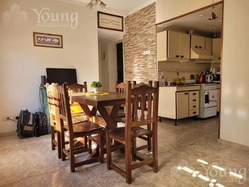 Imagen 16 de 22 de Venta Ph En Bernal Centro ! Excelente Estado . 3 Ambientes Con Patio