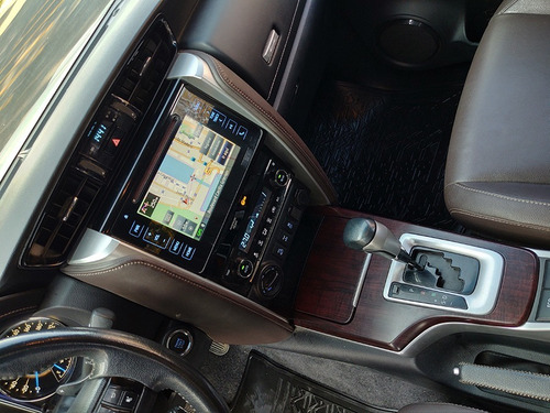 Imagen 13 de 25 de Toyota Hilux Sw4 2016 Srx 4x4 At 7 Asientos Abasto Motors
