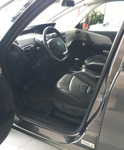 Imagen 7 de 10 de Citroen C4 Grand Spacetourer Hdi Shine