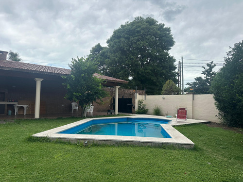Casa Venta Arguello Amplia 3 Dormitorios Patio Enorme Pileta
