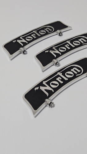 Insignia Norton Moto Vintage Banderin Guardabarro Delantero