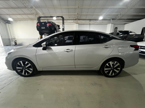 Nissan Versa 1.6 Exclusive At