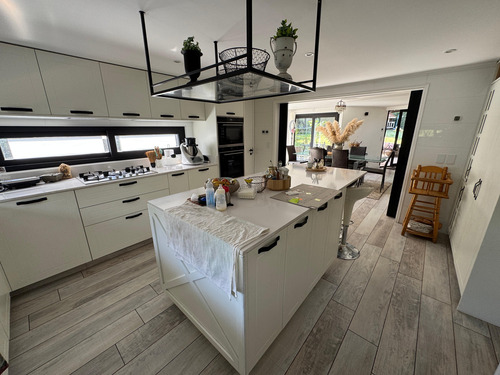 Cómoda Casa Recién Remodelada En El Arrayán Amplios Dormi