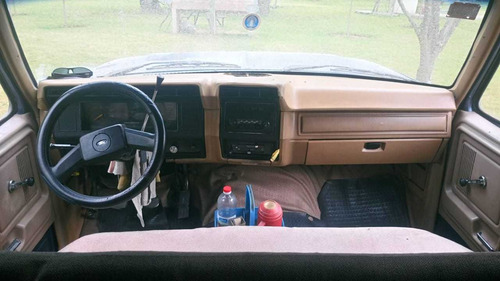 Ford F-100 Deluxe