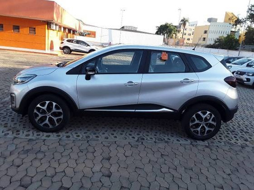 Imagem 8 de 9 de Renault Captur 2.0 16v Hi-flex Intense Automático