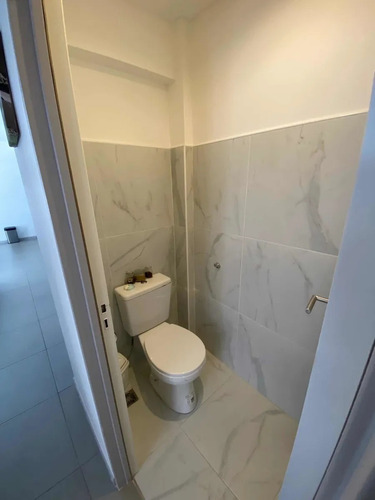 Imagen 11 de 17 de Departamento En Venta, Ituzaingo, 2 Ambientes 2 Baños Los Tilos Centrico
