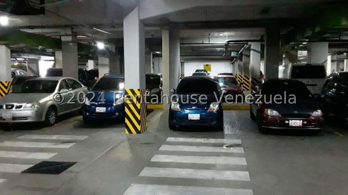 Oficinas En Alquiler Con Planta Electrica En La Avenida Los Leones De Barquismeto Estado Lara Cod. 25-1727 Nd