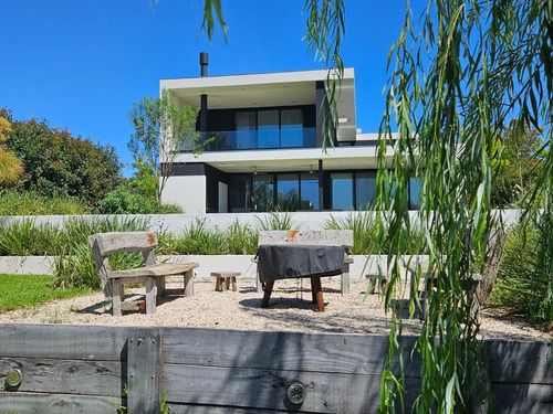 Casa En Alquiler Anual En Marinas, Puertos, Escobar