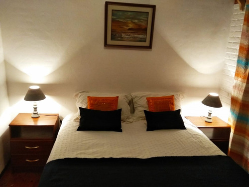 Casa En Alquiler Por Temporada De 4 Dormitorios En Laguna Del Sauce (ref: Zen-17552)