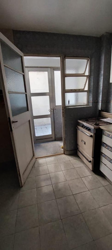 Imagen 6 de 8 de Departamento 2 Ambientes En Quilmes Centro