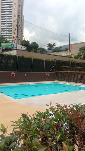 Apartamento En Venta En Loma San José. Cod V12696