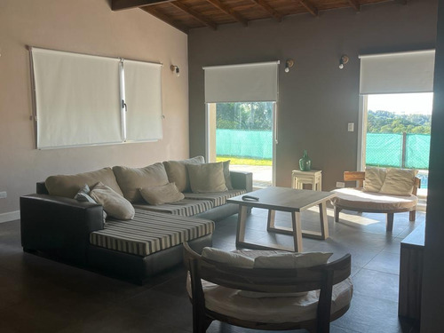 Invierno En Sierra De Los Padres, Relax Y Naturaleza, Pileta Cubierta Climatizada, Frente Al Golf Club, Excelente Vista, Espectacular Casa María Del Carmen Alquiler Temporal. Mar Del Plata