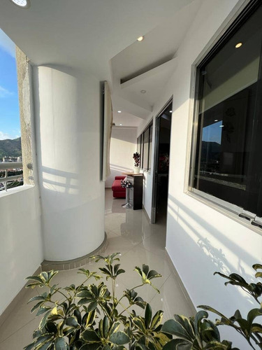 Imagen 9 de 15 de Re/max. Iris Hernandez. Vende Apartamento (100m2). La Trigaleña. Valencia. Codigo 147931 ( Solo Para Clientes )