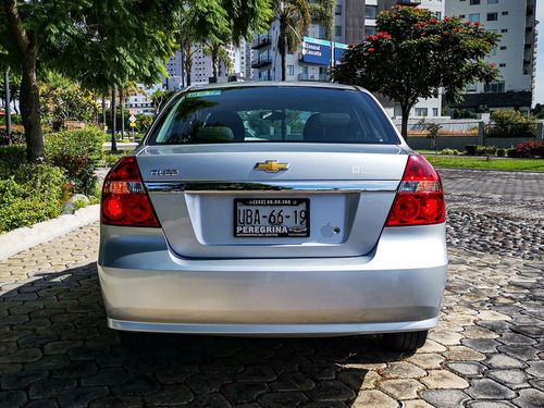 Imagen 4 de 15 de Chevrolet Aveo 2017