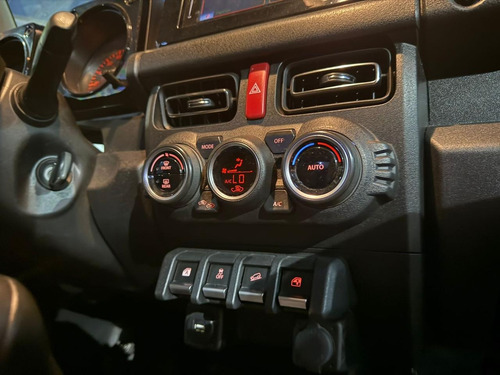 Suzuki Jimny 1.5 Glx Mt