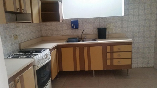 Imagen 5 de 14 de Casa En Venta La Coromoto Maracay 21-4523 Hc