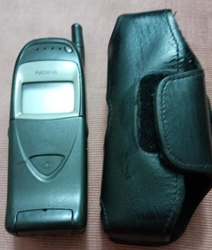 Celular Nokia 6161i Con Funda Color Negro (Usado)