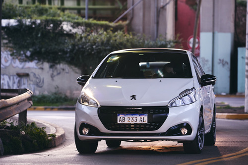 Peugeot 208 1.6 Gt Thp