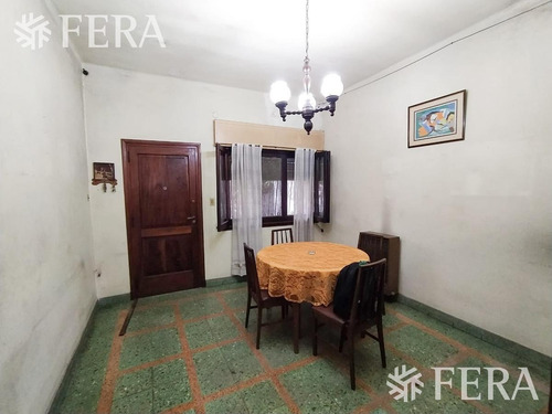 Imagen 7 de 30 de Venta De Casa Para 2 Familias De 5 Ambientes Con Cochera , Jardín Y Patio Wilde (27362)