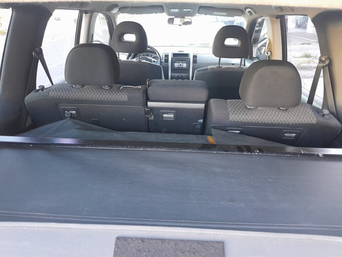 Nissan X-Trail 2.5 Visia 6mt