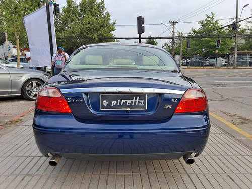 Jaguar S-Type V8 4.2