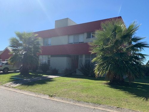 Imagen 4 de 28 de Casa En Venta En Los Ombues