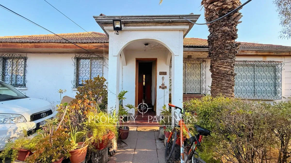 Imagen 2 de 26 de Espaciosa Propiedad Con Tres Casas En Excelente Ub...