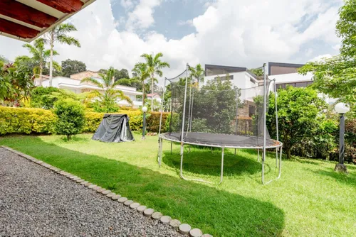 Casa En Venta En La Estrella. Cod V4036