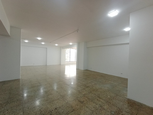 Imagen 13 de 17 de Local Comercial En Venta En Centro Puerto La Cruz