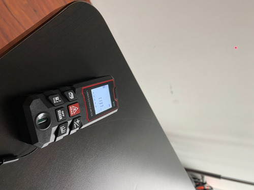 Imagen 3 de 5 de Medidor De Distancia Laser Digital 100m Con Accesorios