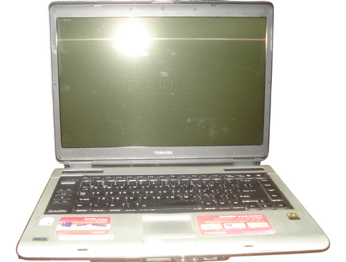 Notebook Toshiba Satellite A105 ( Para Reparar) Negro (Usado)