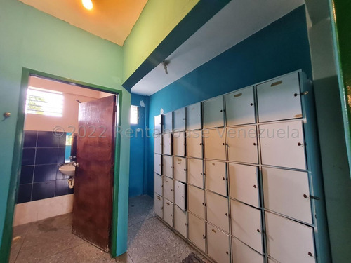 Imagen 28 de 30 de Edificio Comercial En Venta En Zona Este Barquisimeto Lara ++23-1117 */ M.c T. N° +0-4-2-4- 5.5.6. 5.7. 5.9 *--**