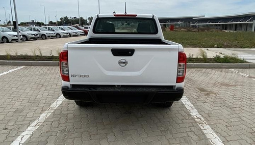 Nissan Frontier 4x2 Dc S 2.5 2018
