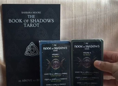 The Book Of Shadows Tarot Stock Ya, Original, 2 Mazos Kit.