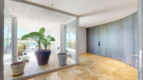 Exclusiva Casa En Venta El Golf, Nordelta!