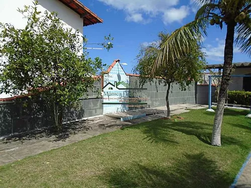 Casa Com Terreno Inteiro, No Bairro De Praia, Churrasqueira, Porteira Fechada.