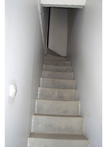 Venta Casa Multi-vivienda (2 Casas De 2 Dorm. + Comercio) Apta Credito