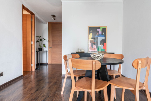 Amplia Cocina Y Terraza, Impecable Y Gran Conectividad